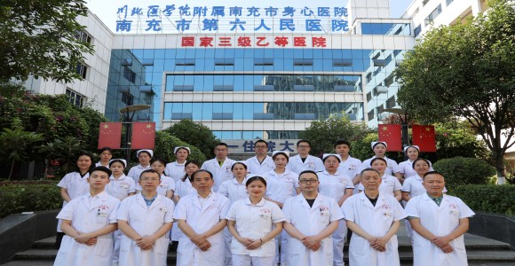 集体照医护.jpg